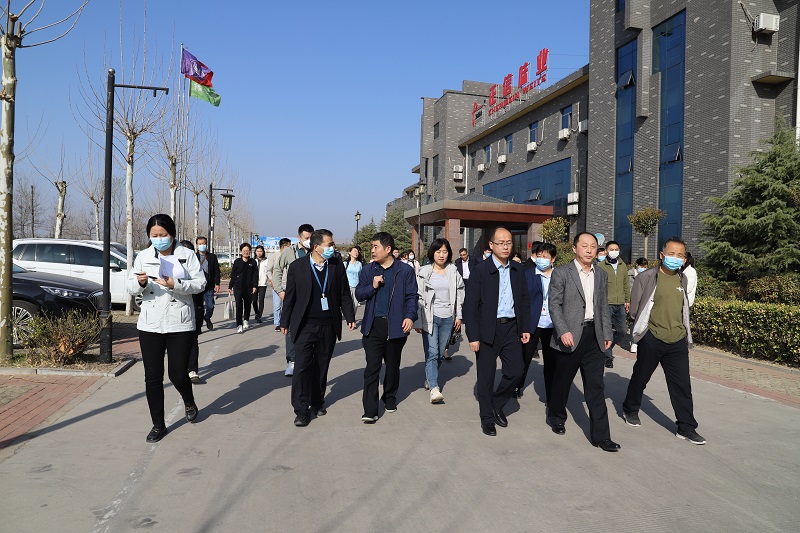 【提振消费信心  诚信连通你我 】正信味业开展“3.15”消费者权益保护活动暨消费教育基地授牌仪式(图2)